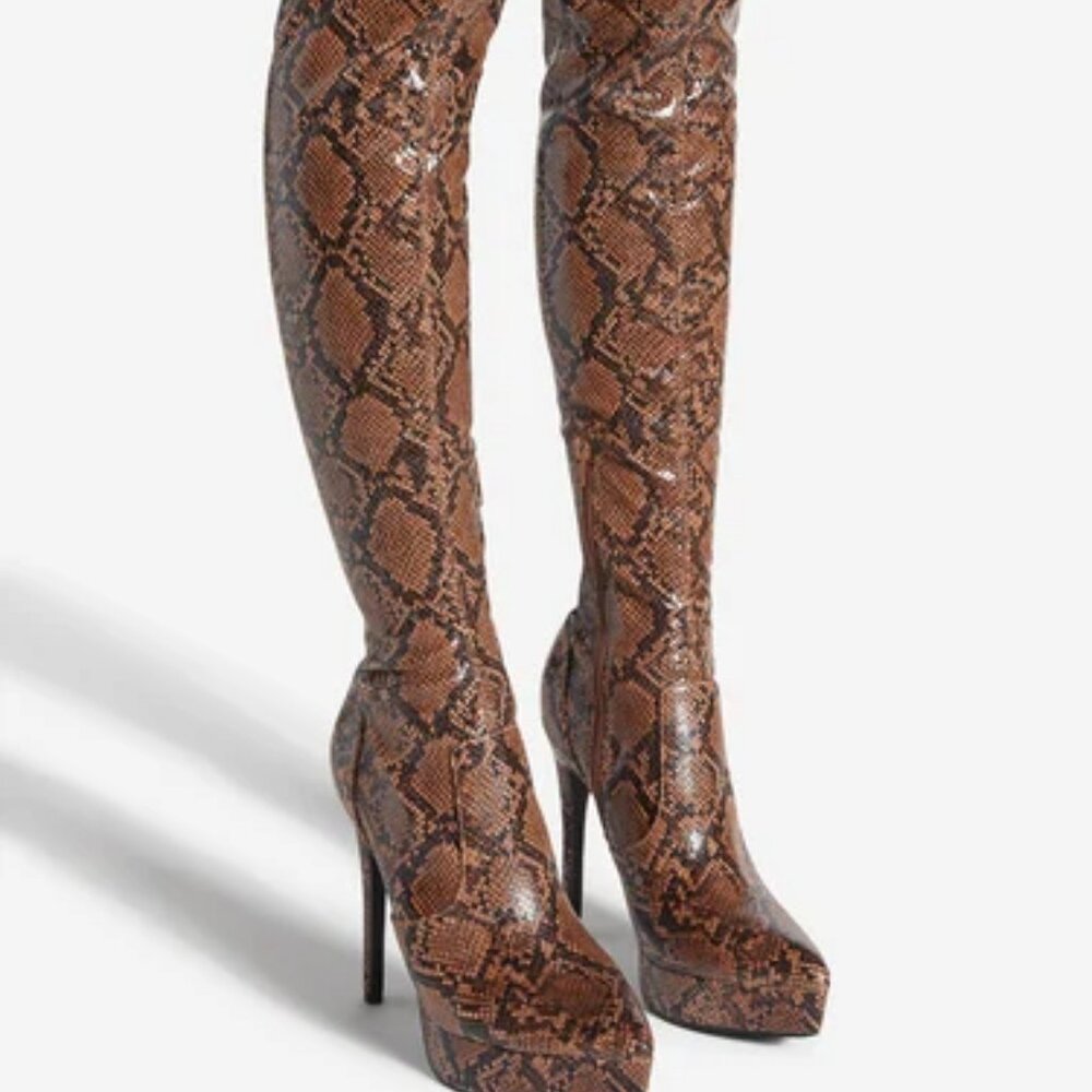 ShoeDazzle Size 9 Snake Faux Leather Stiletto Platform Boots